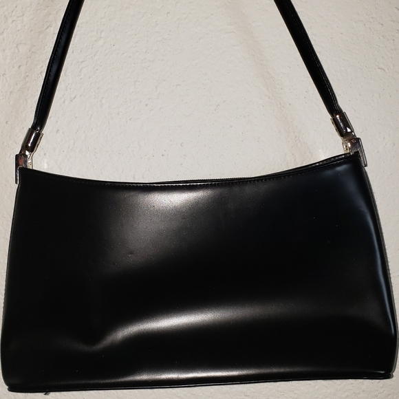 Black Leather HandBag - Picture 3 of 4